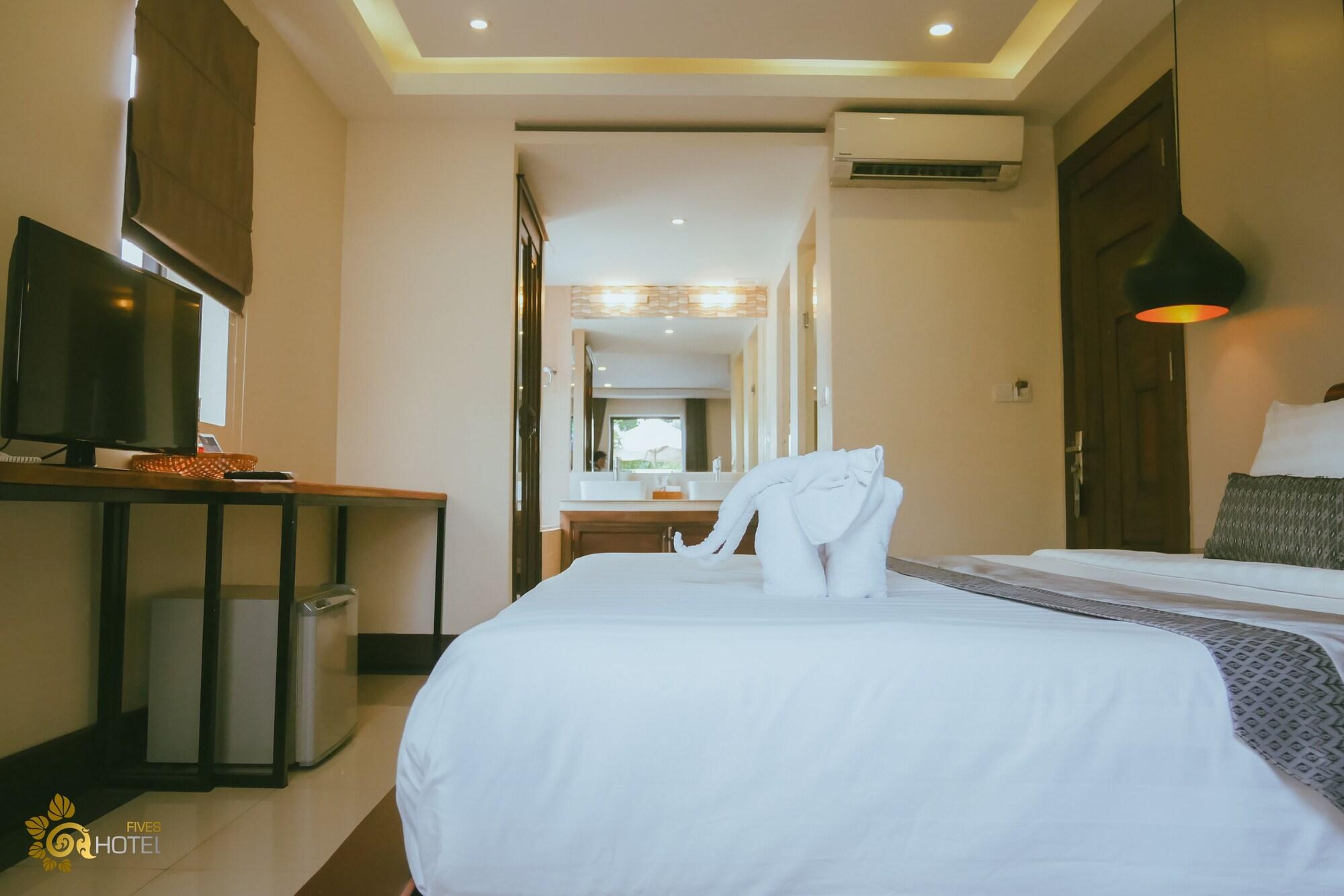 Hotel Five.S Kampot Bagian luar foto