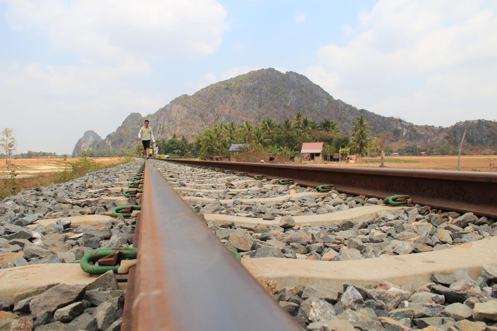 Hotel Five.S Kampot Bagian luar foto